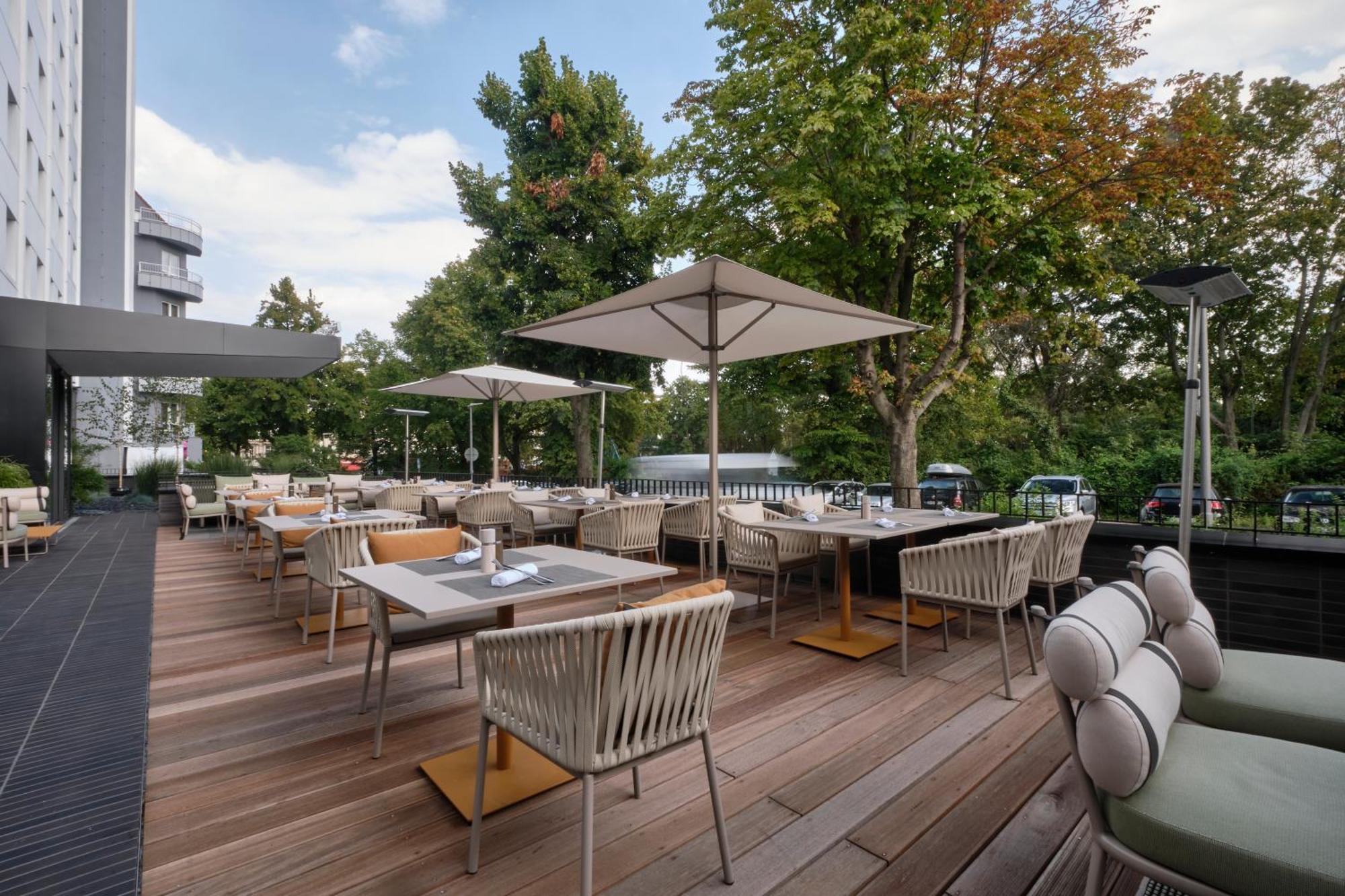 Ac Hotel By Marriott Berlin Humboldthain Park Екстер'єр фото