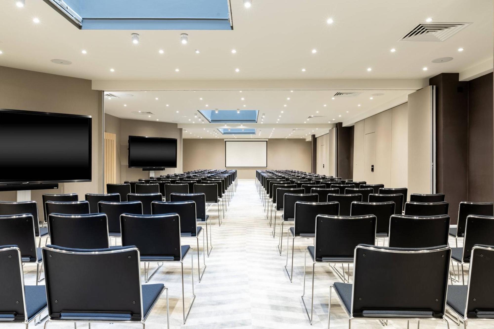 Ac Hotel By Marriott Berlin Humboldthain Park Екстер'єр фото